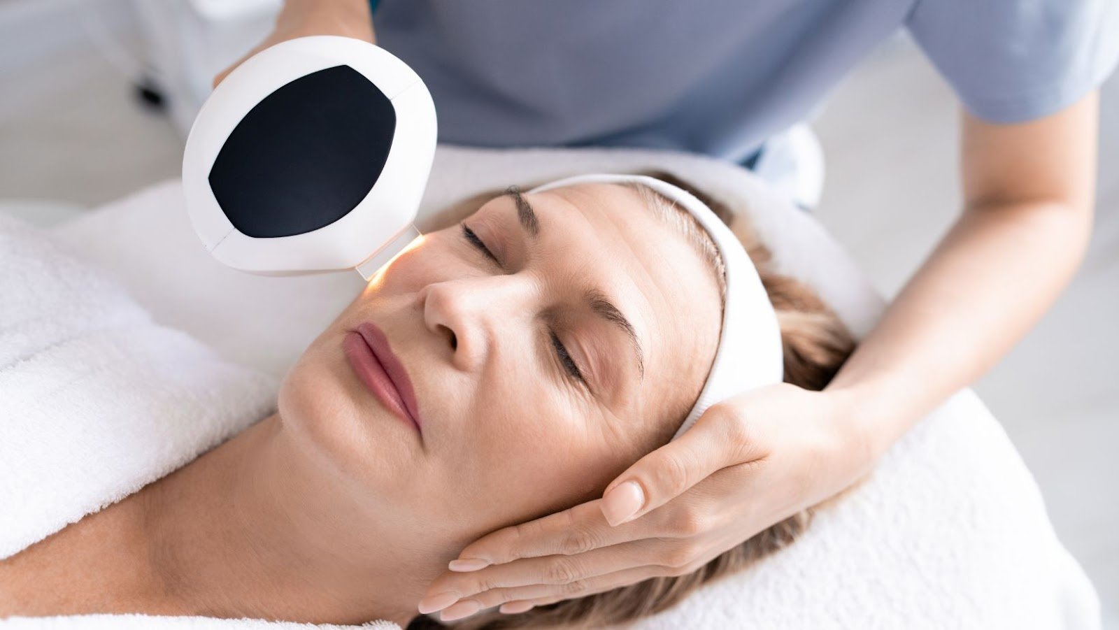 Five Reasons Why You Should Try Skin Rejuvenation