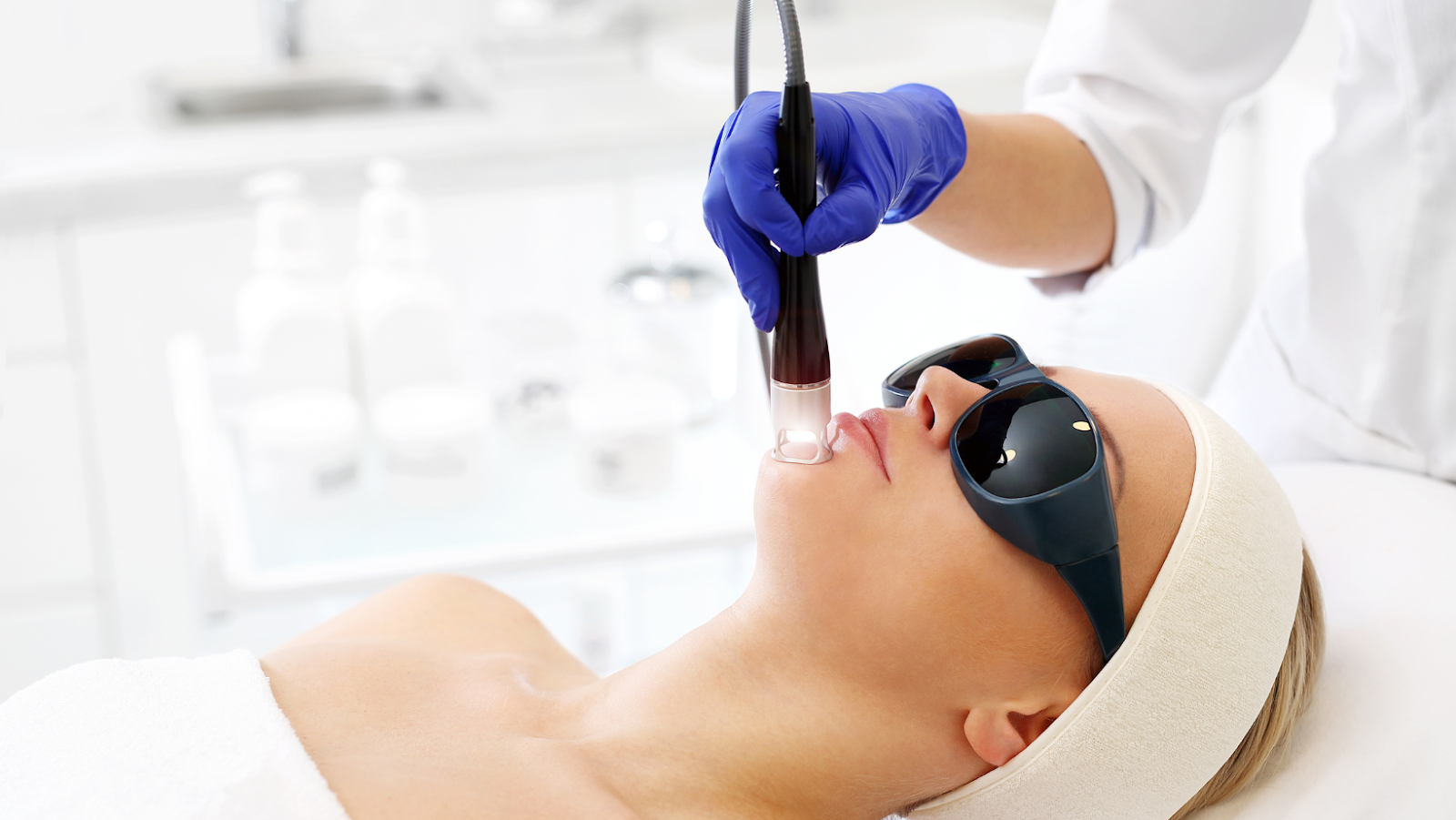The Many Benefits of Laser Skin Tightening