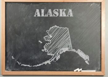 which five countries are smaller (in square miles) than alaska's 663,267?