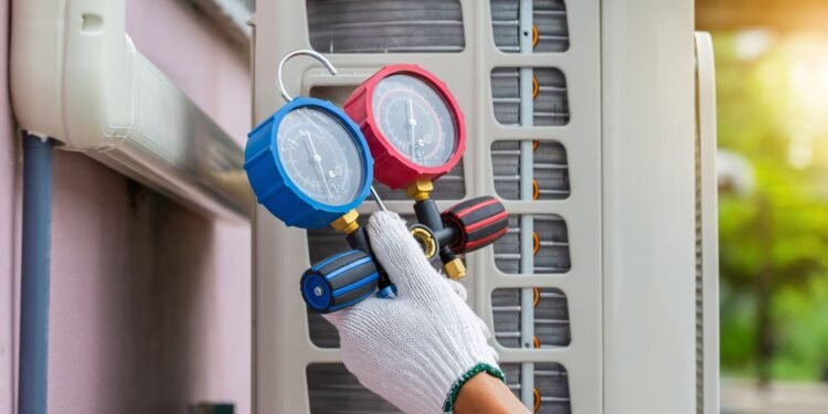 most air conditioning manufacturers specify that refrigerant lines should be